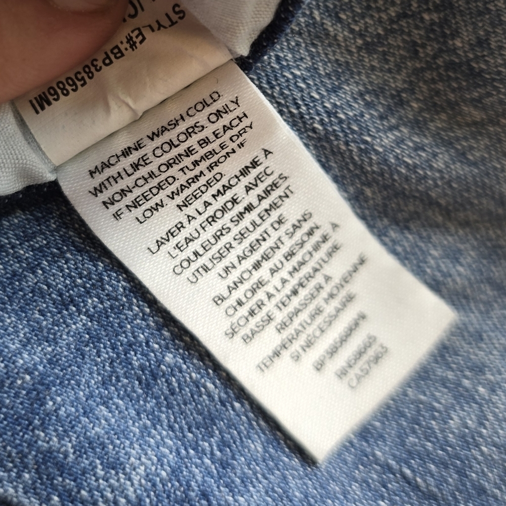 BP | Size 28 | Medium Wash Ripped Distressed Skinny Jeans - Picture 13 of 14